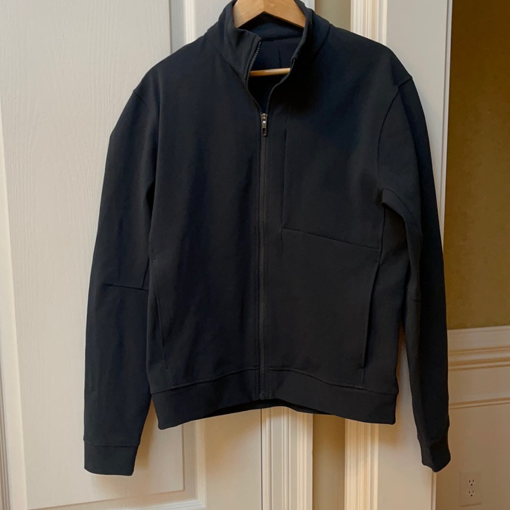 Lululemon lightweight jacket